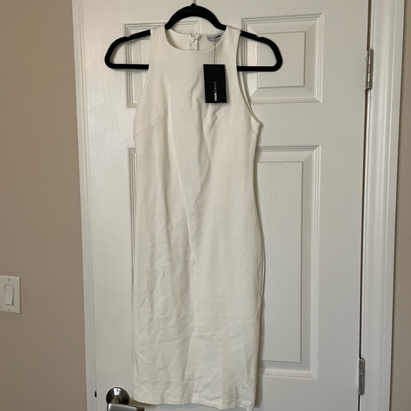 NWT Fashion nova Melinda body sculpting midi dress - Picture 3 of 4